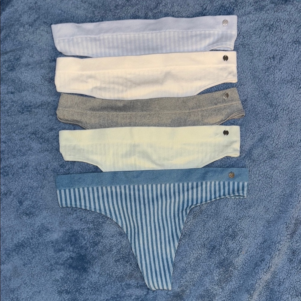 NWOT Set of 5 Lucky Brand Thongs